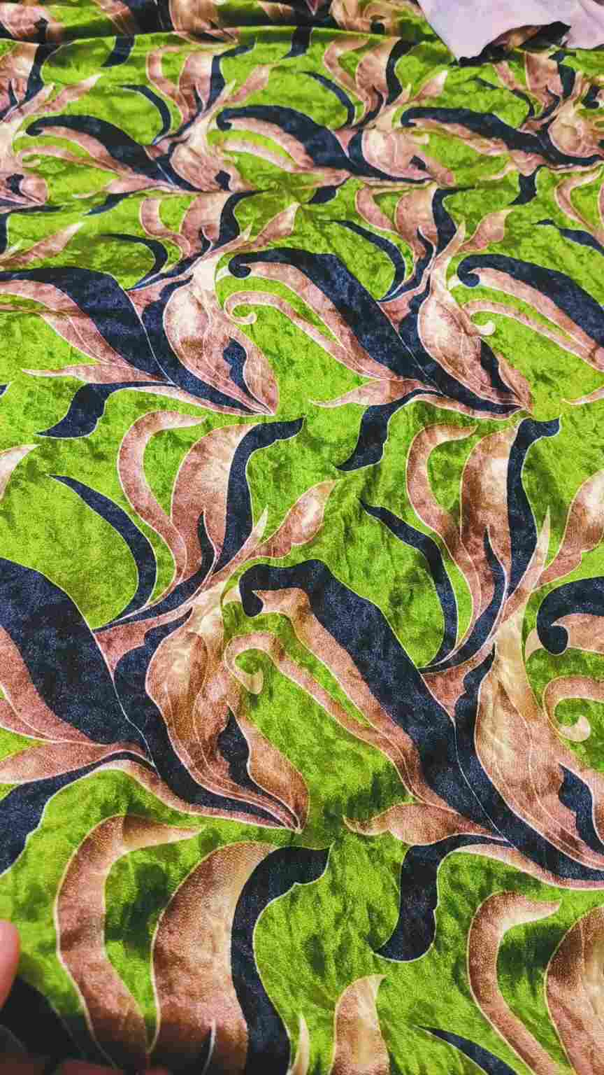 🥳 Sale Sale M-6261 Imported Korean Palachi Velvet Same print Shirt & Truzer 2pc