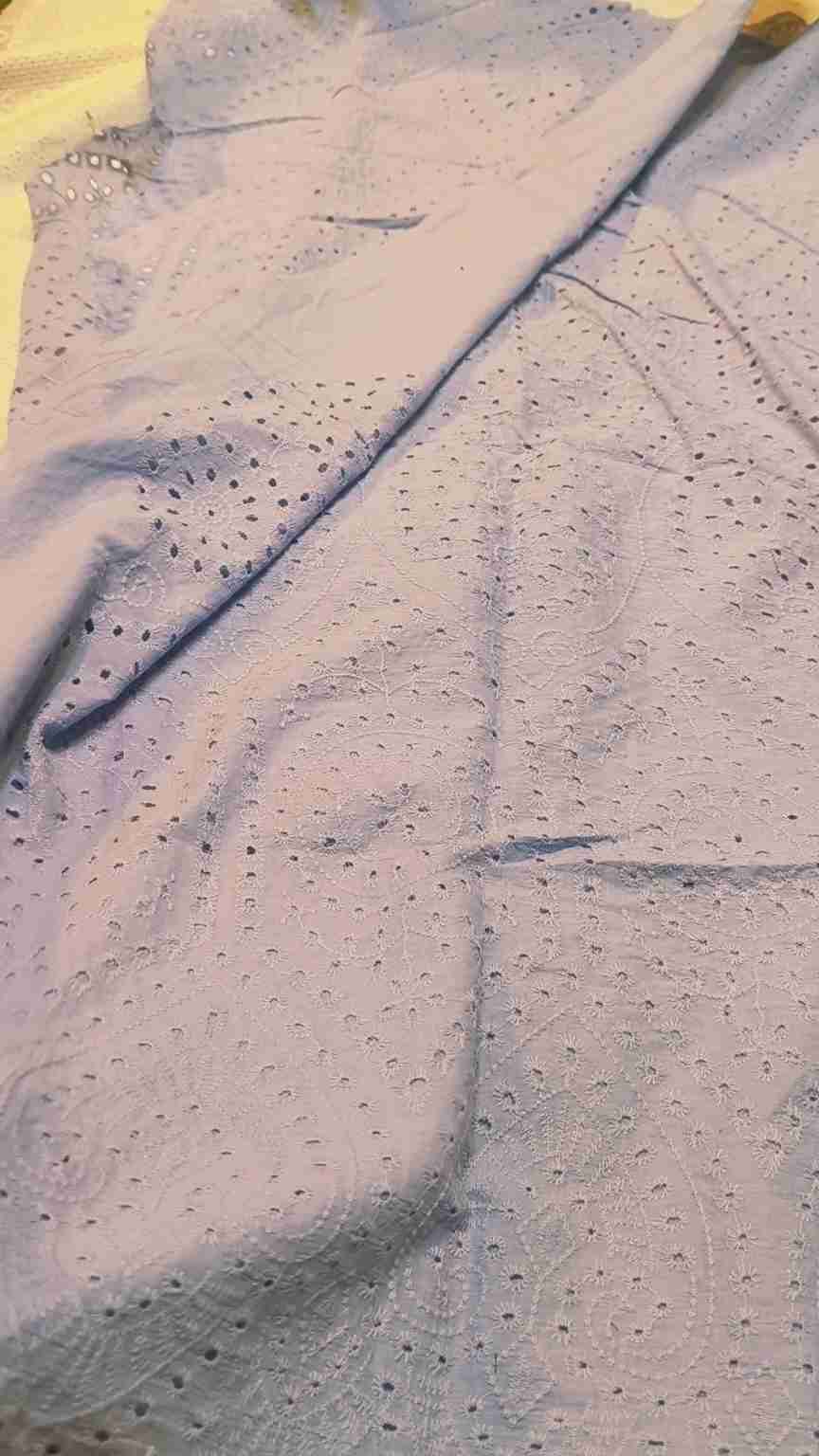 🤩 Sale Sale : M-7230  (shirt)  Chickenkari Embroidery Detail in video (Roll main Cutting k last main jo suit bachta hai Jin ka weight 100kg se kam hoga un ka bane ga es liye noqsan main dy rha hain